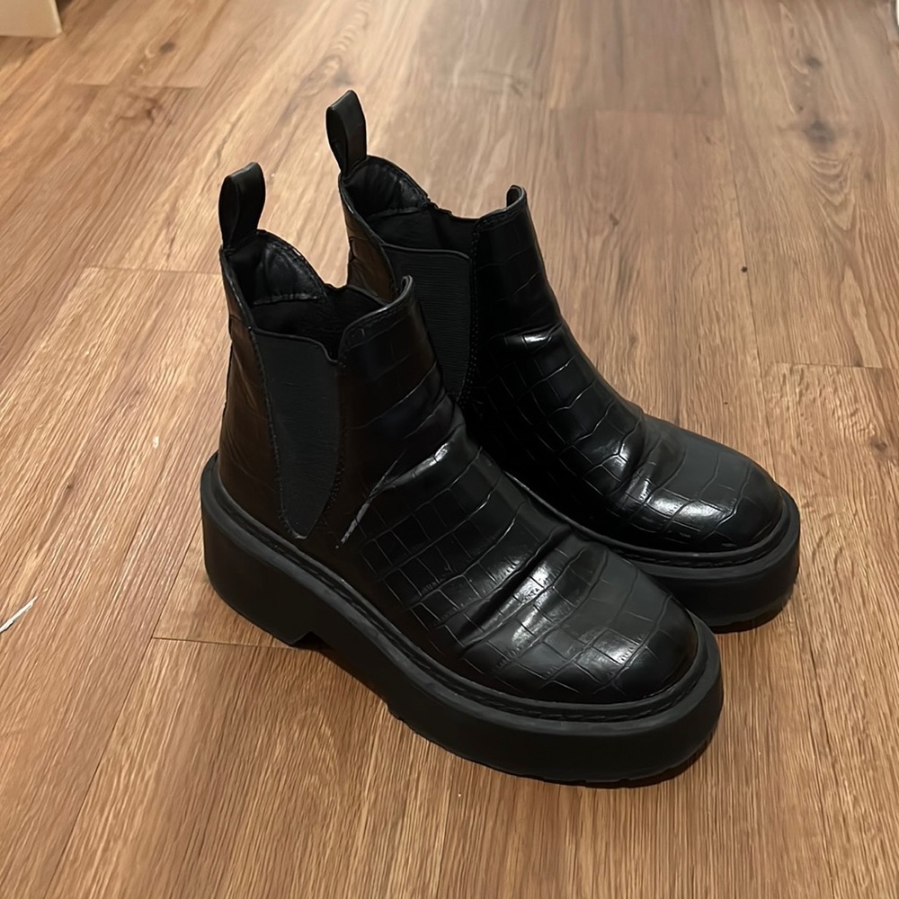 Platform booties